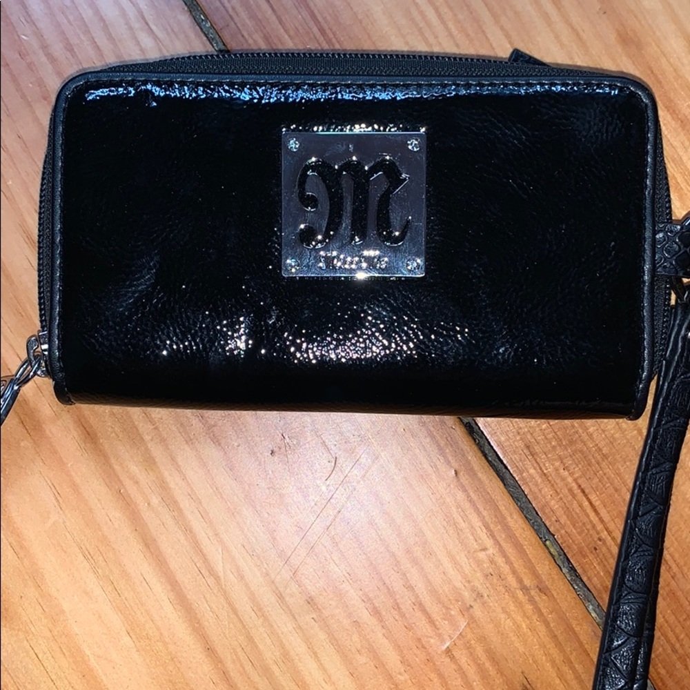 Miss Me wristlet wallet black